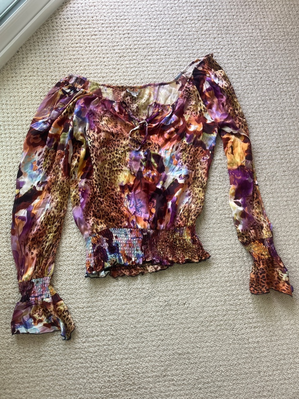 Women’s cache 100% silk top